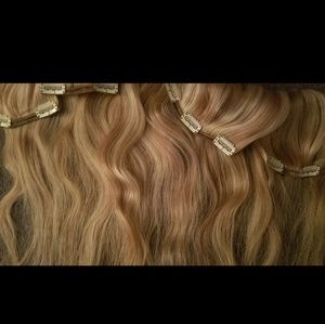 Human Remy Clip in Hair Extensions